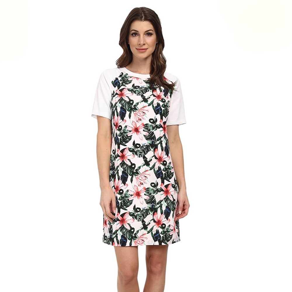 ☀️Vince Camuto Size 6 dress